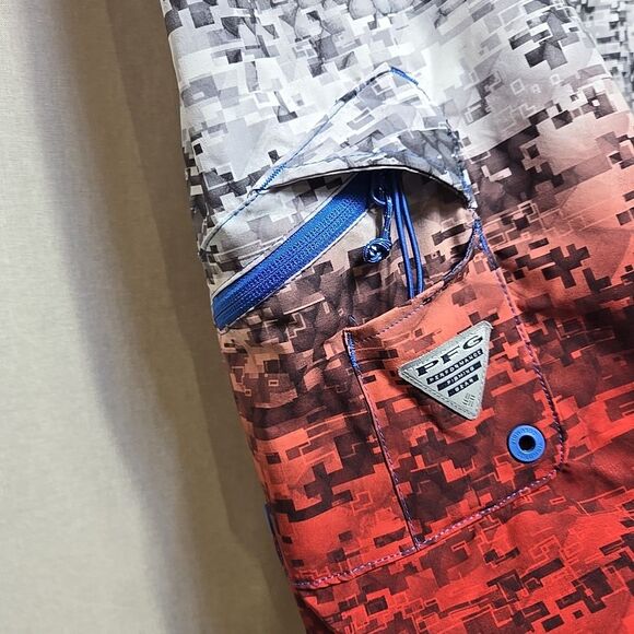 Columbia Swim Shorts Mens Size 40 Red White Blue PFG Bottle Opener Pockets - Picture 3 of 11